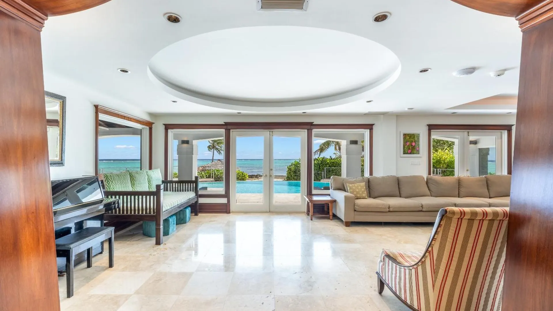 Pease Bay House Villa Breakers